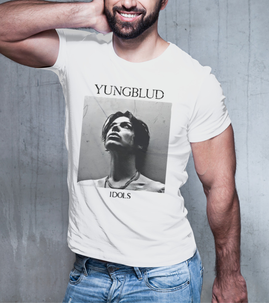 Yungblud Idols Black And White Portrait Chain Necklace T-Shirt