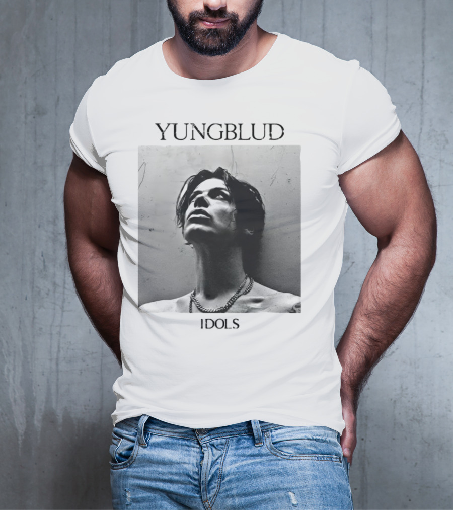 Yungblud Idols Black And White Portrait Chain Necklace T-Shirt
