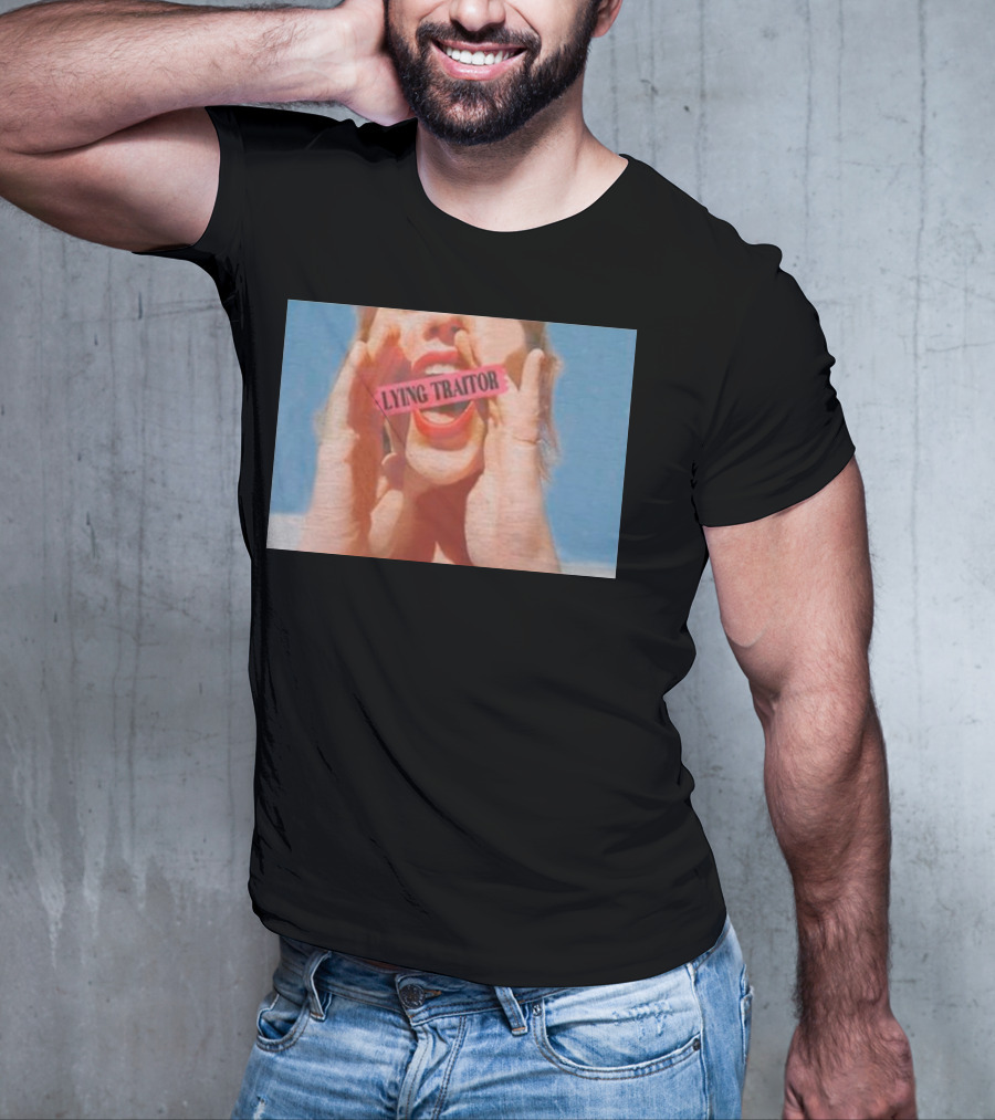 Lying Traitor Shouting Red Lips Hand Gestures T-Shirt