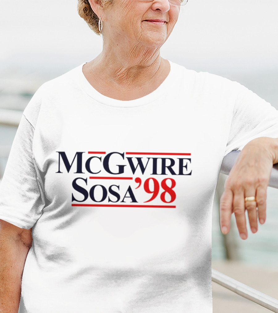 McGwire Sosa '98 Baseball Home Run Chase T-Shirt