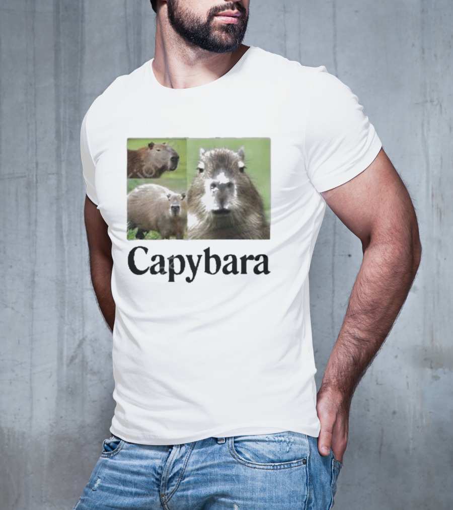 At The Moment Shop Capybara Trio Close-Up T-Shirt