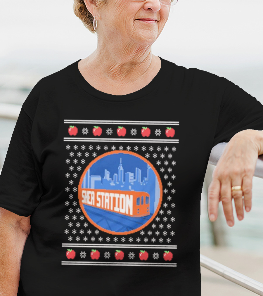 Shea Station New York Skyline Subway Snowflakes Apples T-Shirt