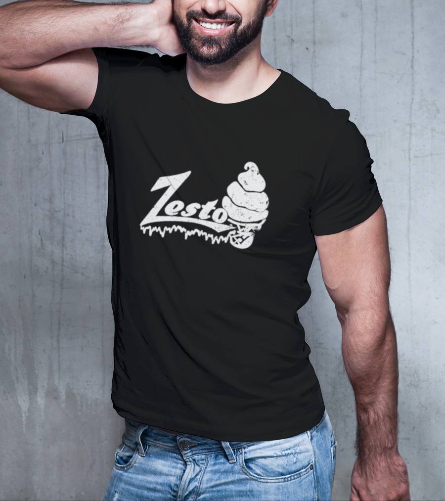 Zesto Ice Cream Drive In Restaurant Vintage T-Shirt