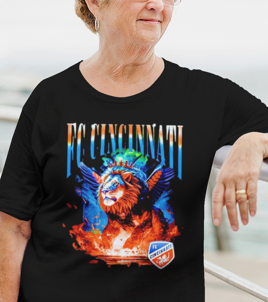 FC Cincinnati Winged Lion Fiery Crest T-Shirt