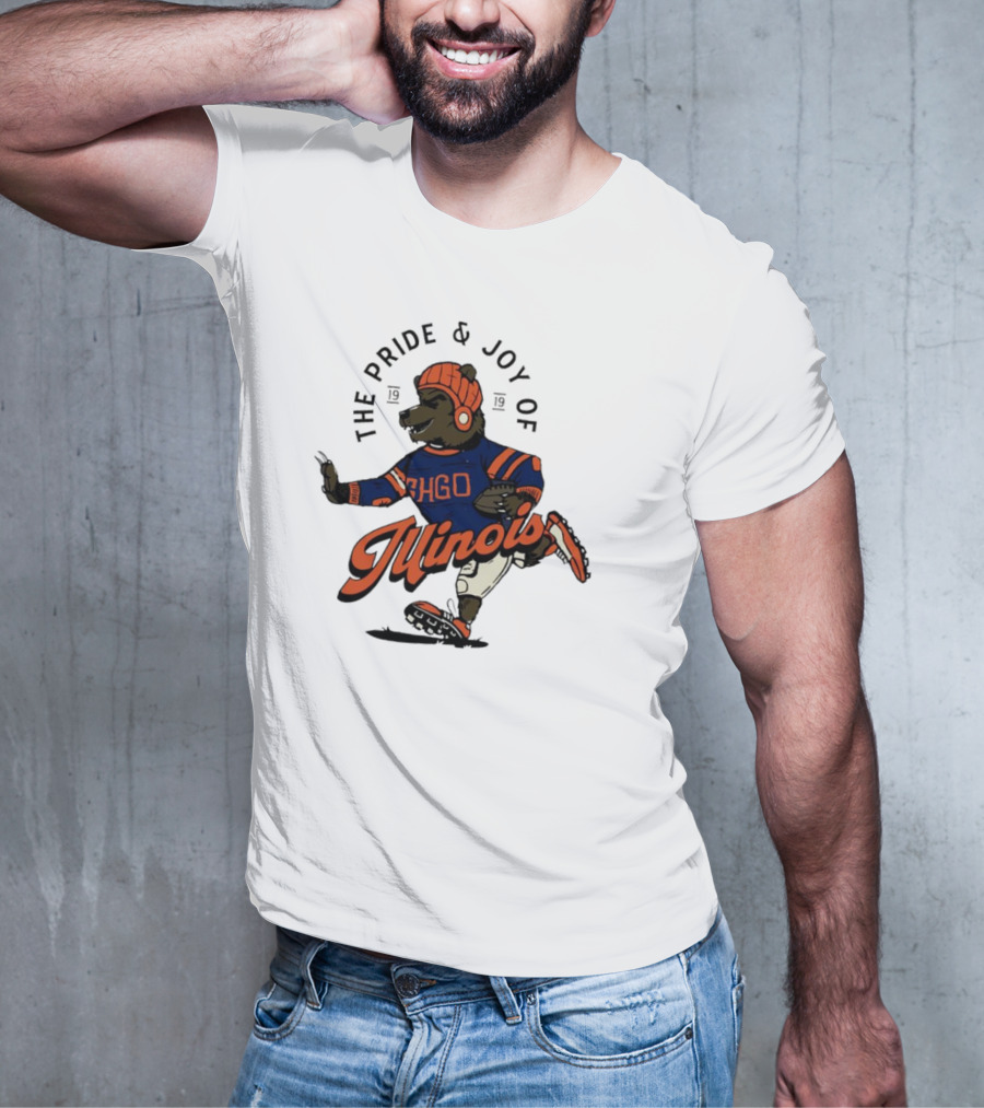 THE PRIDE And JOY OF ILLINOIS BEAR IN CHGO SWEATER WITH FOOTBALL 1919 T-Shirt