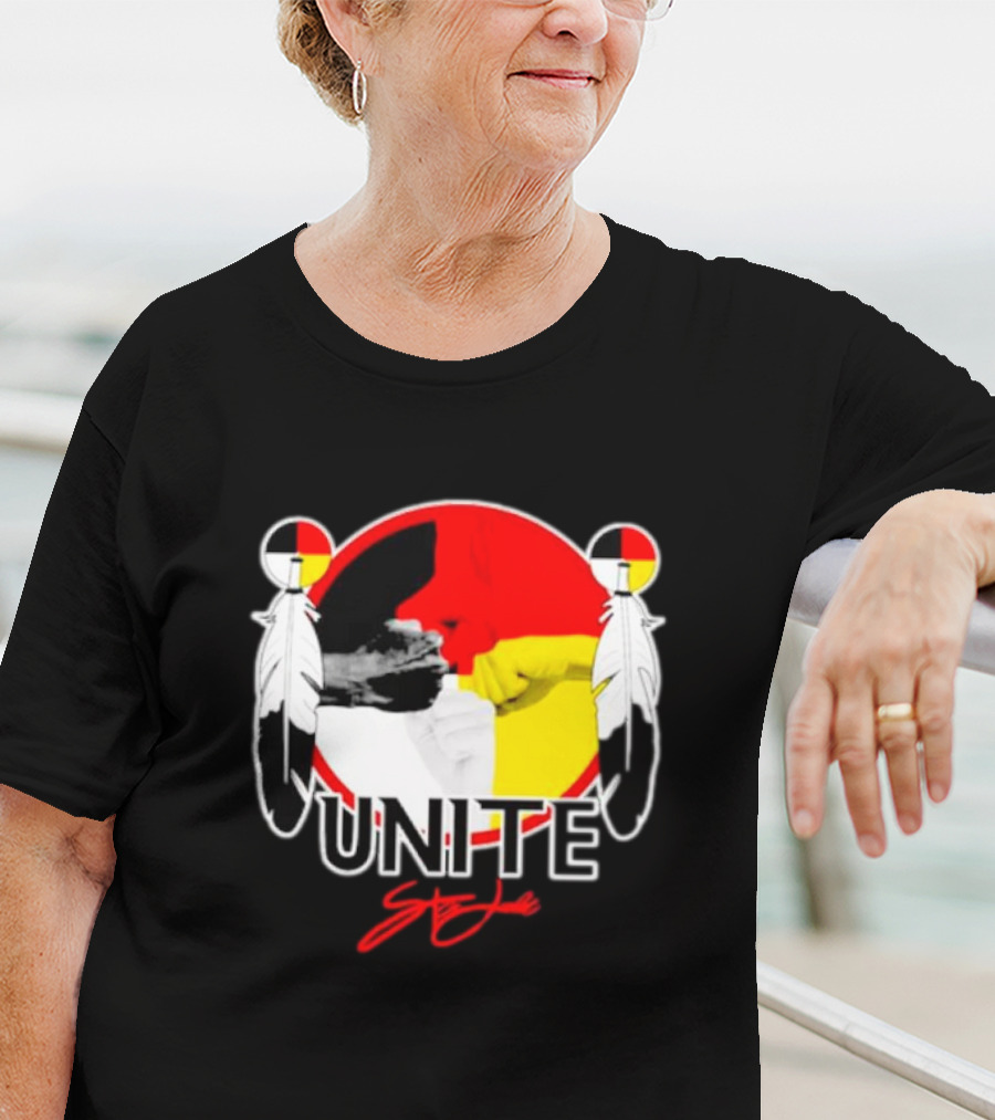 UNITE Style Native American Feathers Colorful Unity T-Shirt