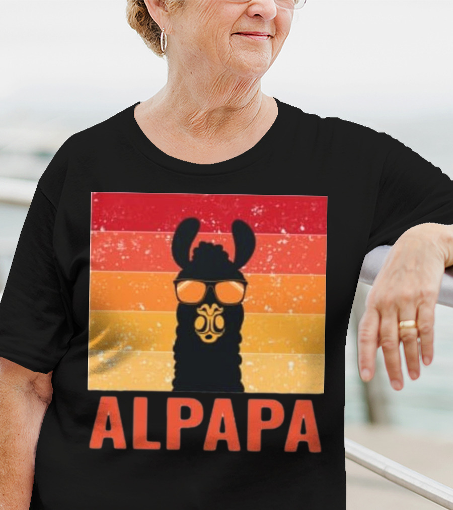 Alpapa Llamafathers Day Vintage Groovy T-Shirt