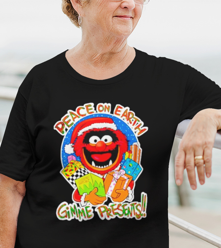 Peace On Earth Gimme Presents Muppets Santa T-Shirt