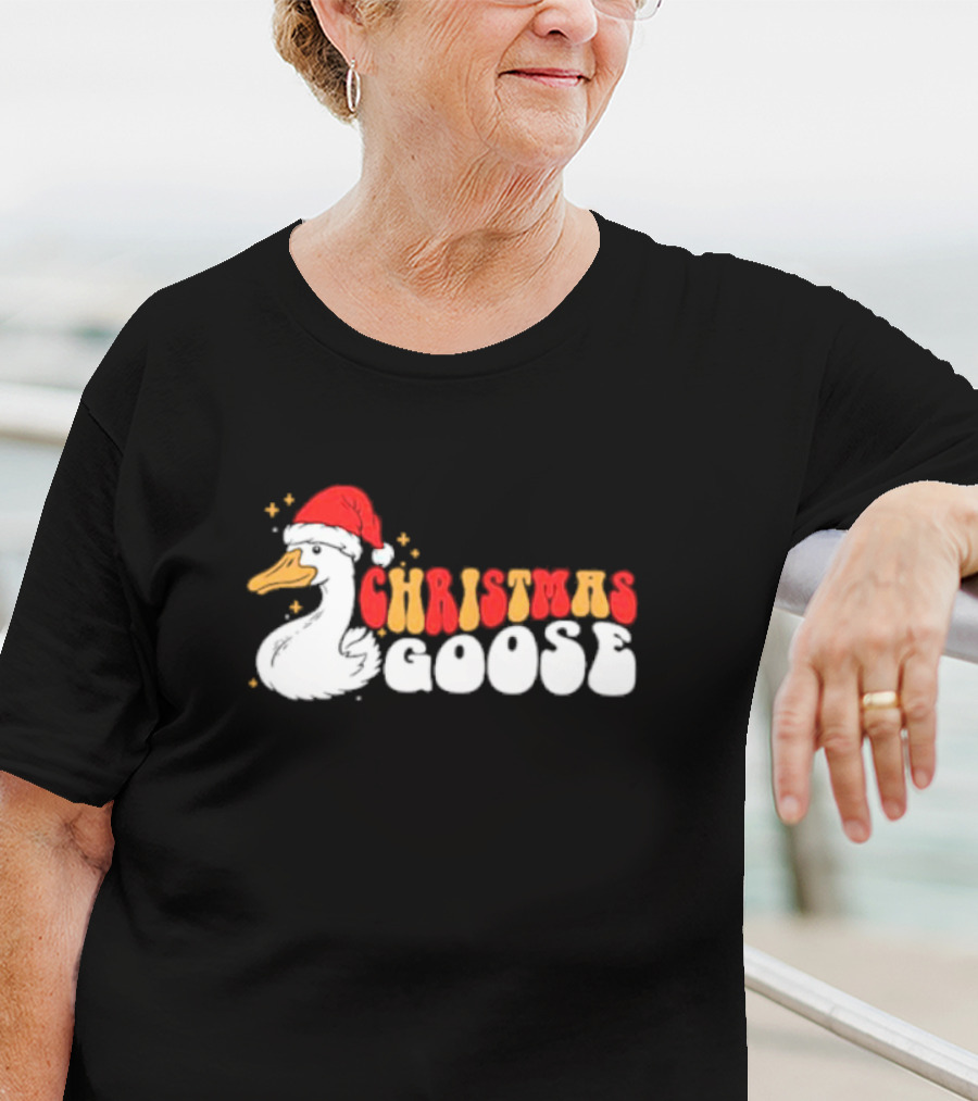 Christmas Goose Santa Hat Funny Holiday Duck T-Shirt