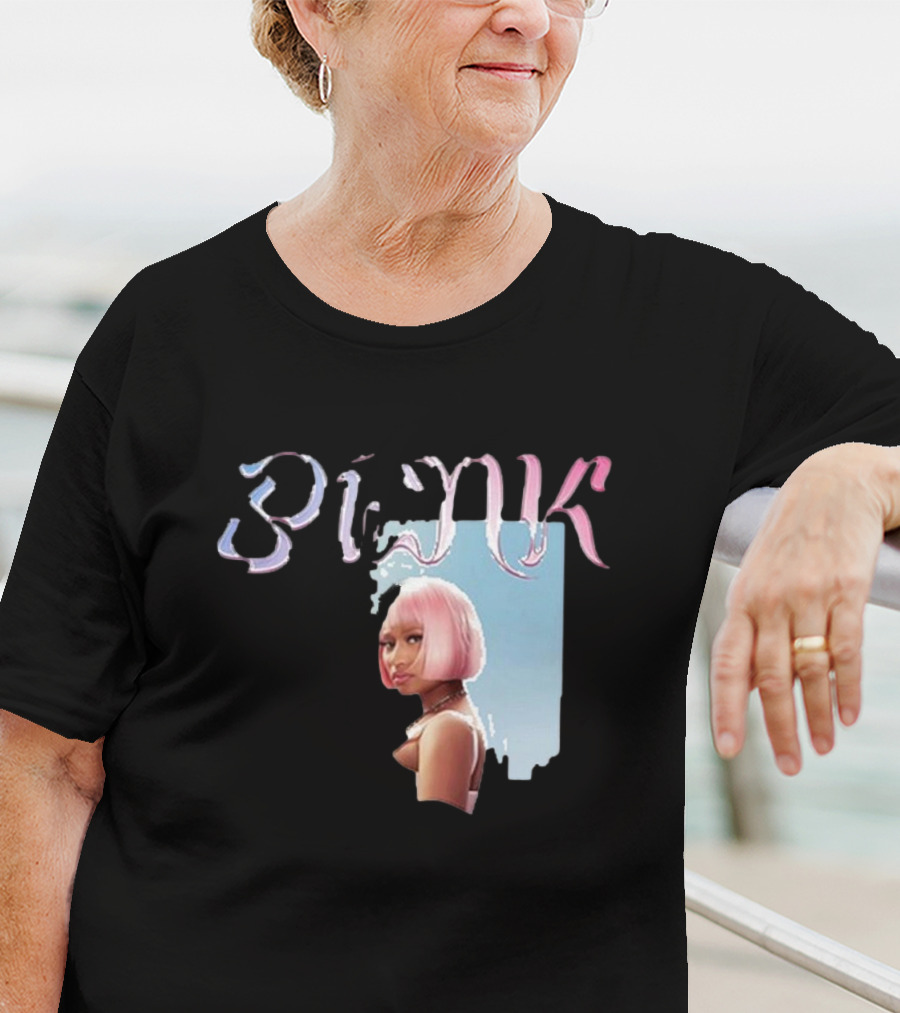 BLΛƆK Nicki Minaj Pink Photo T-Shirt