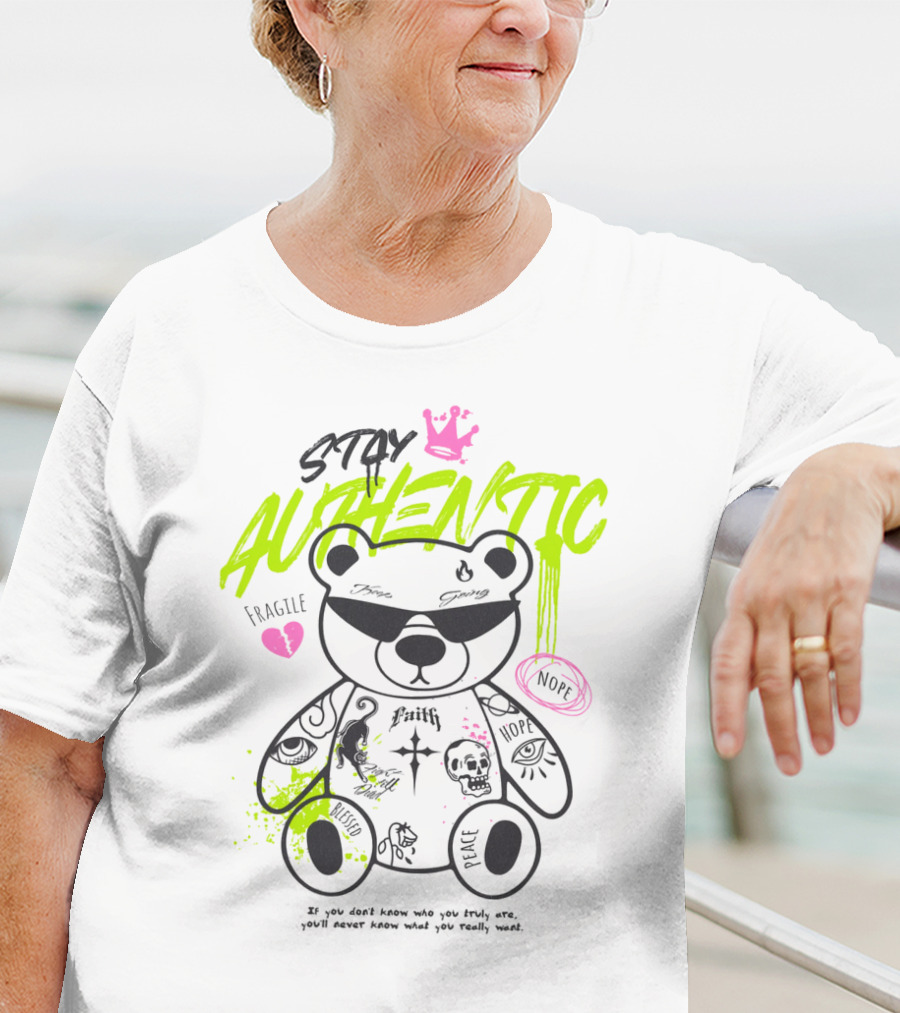 Stay Authentic Graffiti Bear With Pink Crown And Heart T-Shirt