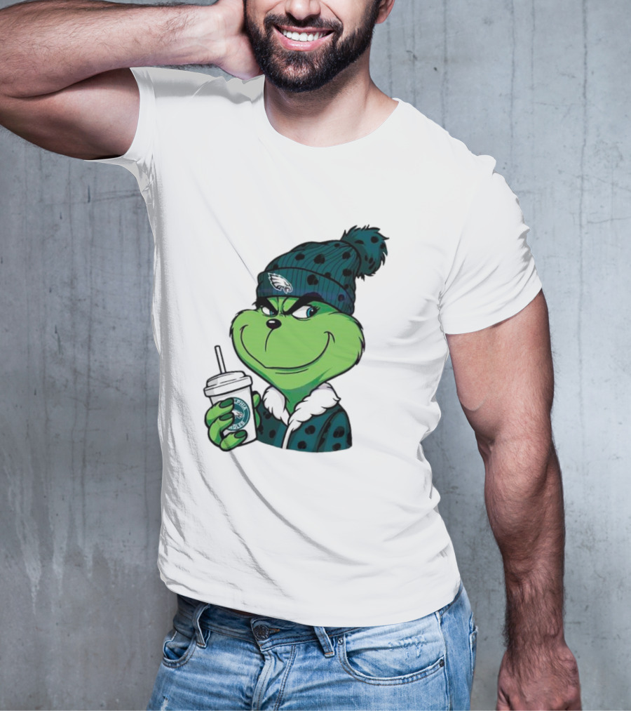 Grinch Holding Cup Wearing Philadelphia Eagles Beanie T-Shirt