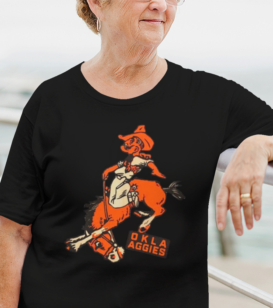 Oklahoma State Okla Aggies Cowboy Riding Horse T-Shirt