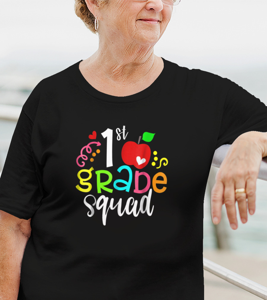 1st Grade Squad First Grade Back To School Teacher Gifts Men T-Shirt