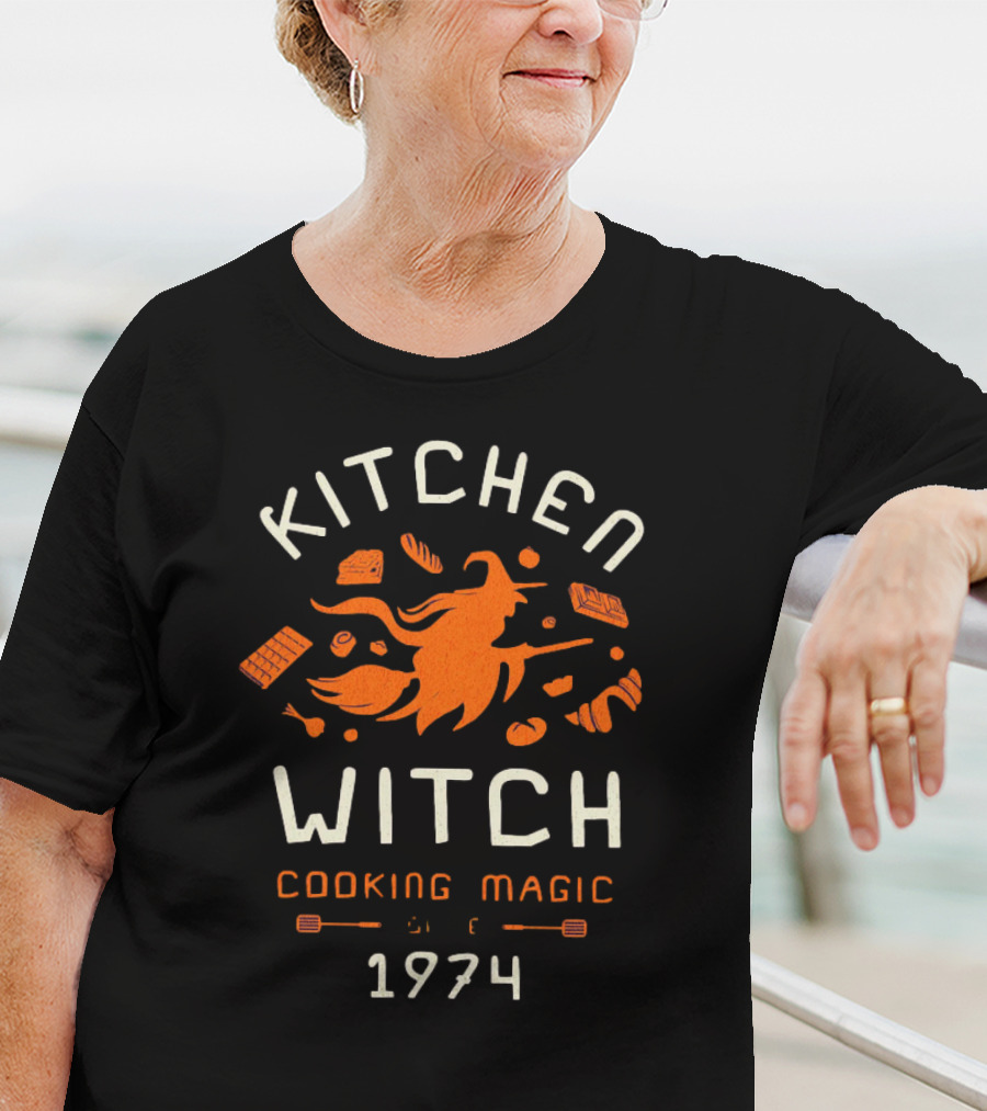 KITCHEN WITCH COOKING MAGIC 1974 T-Shirt