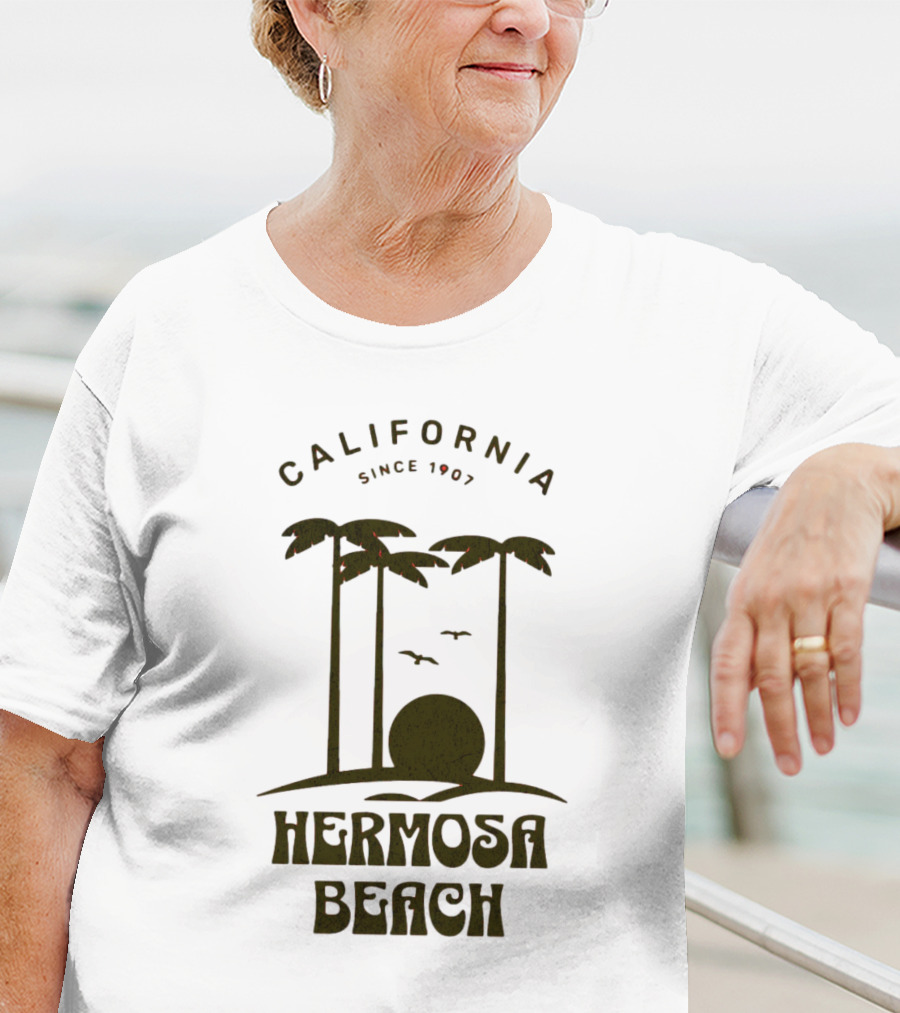 Hermosa Beach California Since 1907 Palm Trees Sunset T-Shirt