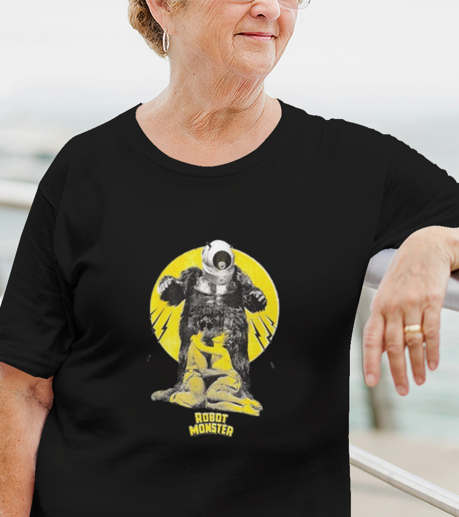 Robot Monster Vintage Retro Sci-Fi Creature Scene T-Shirt