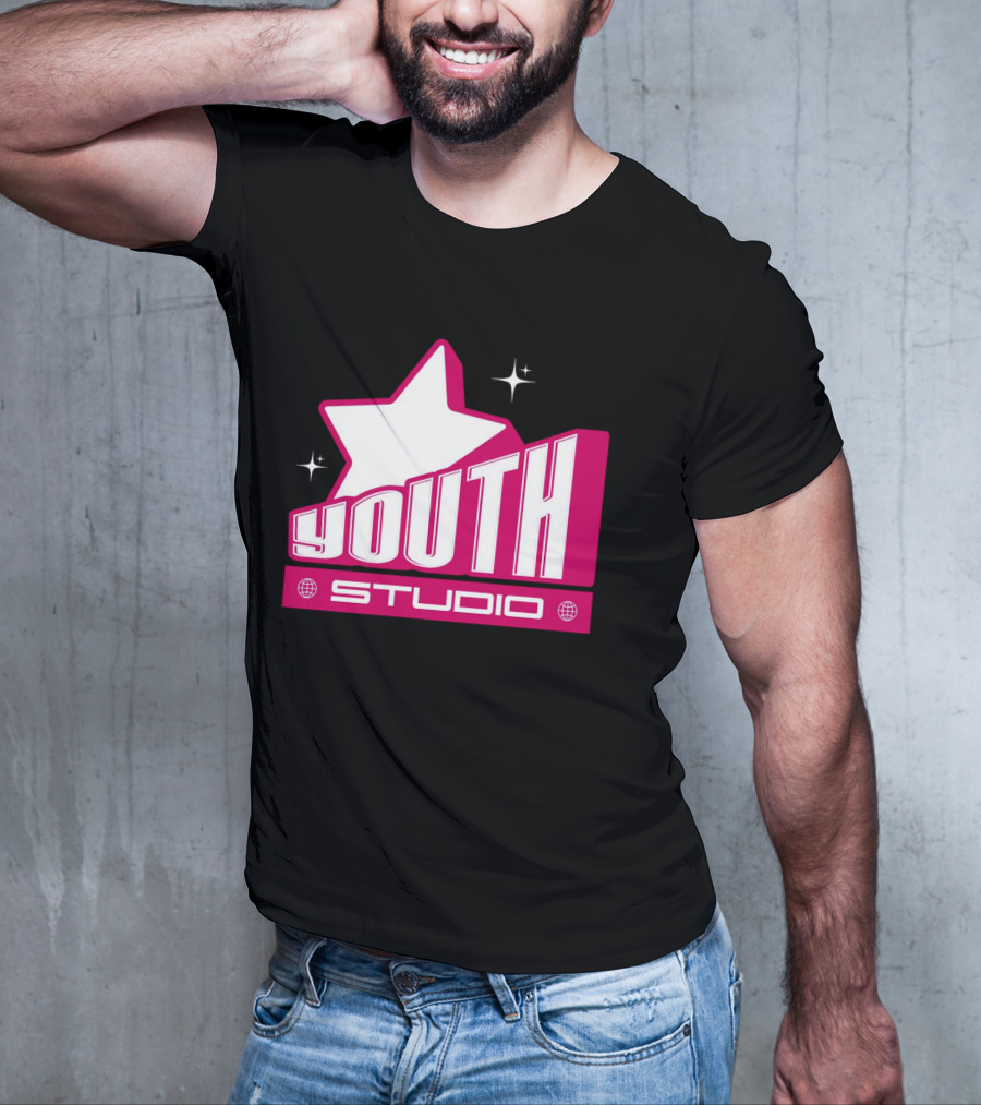 Youth Studio Magenta Y2k Streetwear T-Shirt
