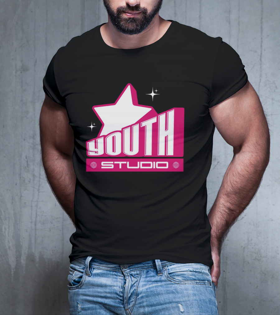 Youth Studio Magenta Y2k Streetwear T-Shirt
