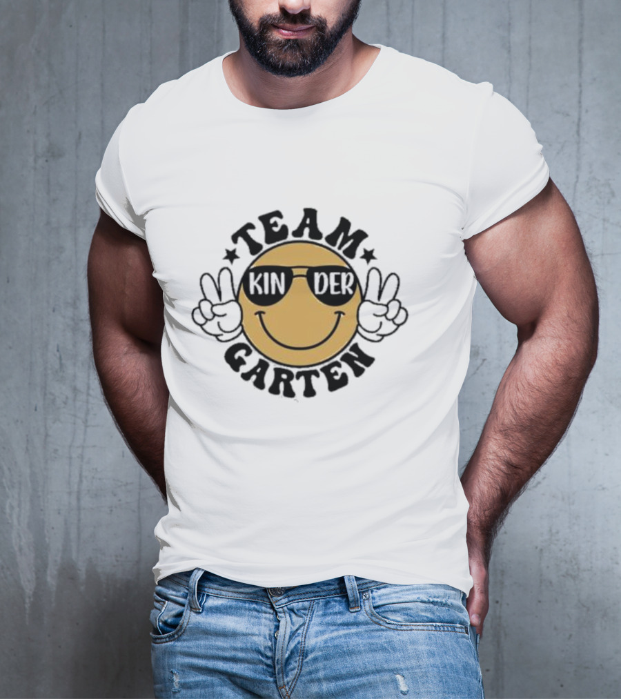 Team Kindergarten Smiley Sunglasses Peace T-Shirt