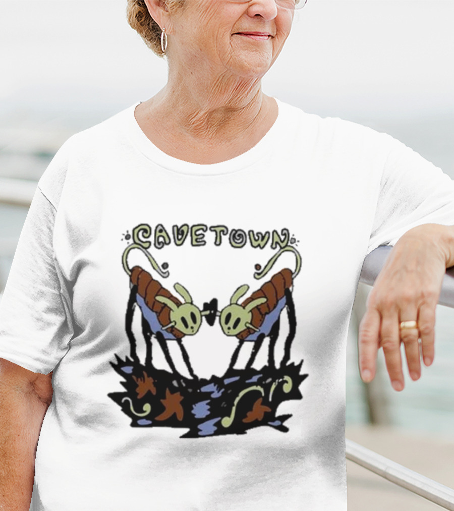Cavetown Bug Lovin Alien Insects With Heart Connection T-Shirt