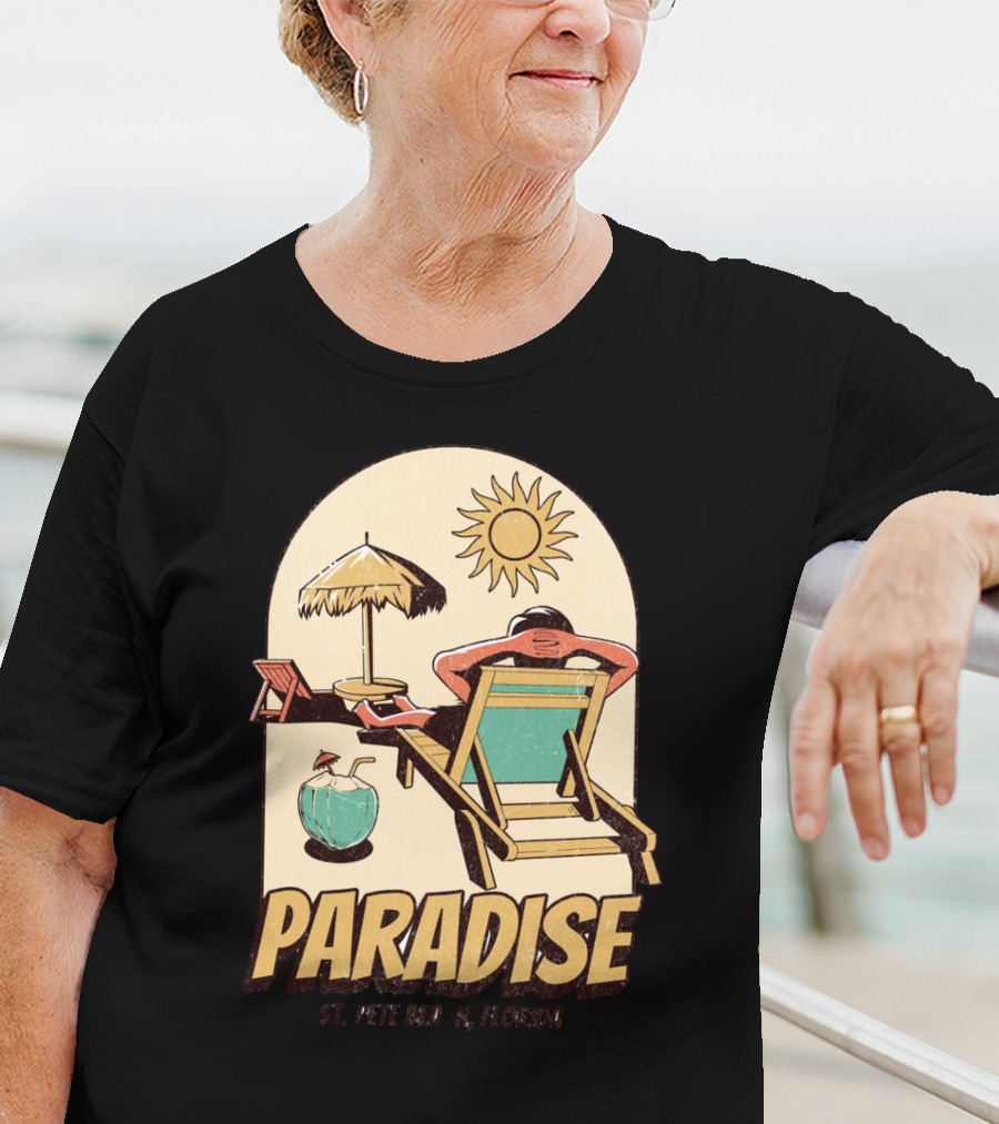 Paradise St. Pete Beach Florida Retro Sun Lounger And Cocktail Scene T-Shirt