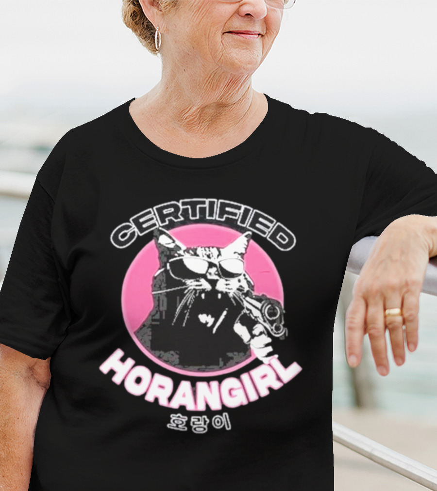 Certified Horangirl 호랑이 Cat With Sunglasses And Toy Gun In Pink Circle T-Shirt