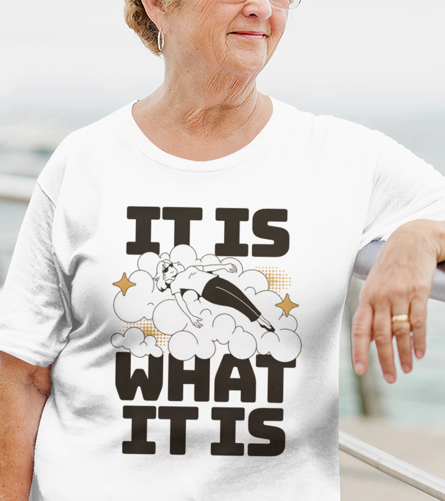 IT IS WHAT IT IS Clouds And Stars Relaxed Figure T-Shirt