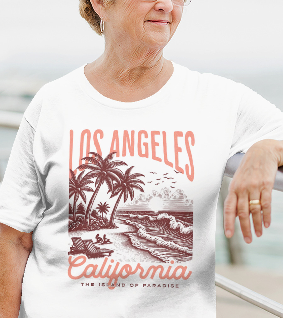 Los Angeles California The Island Of Paradise Vintage Beach T-Shirt