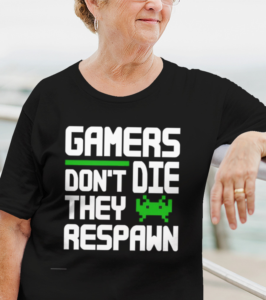 Gamers Don’t Die They Respawn Retro Space Invader T-Shirt