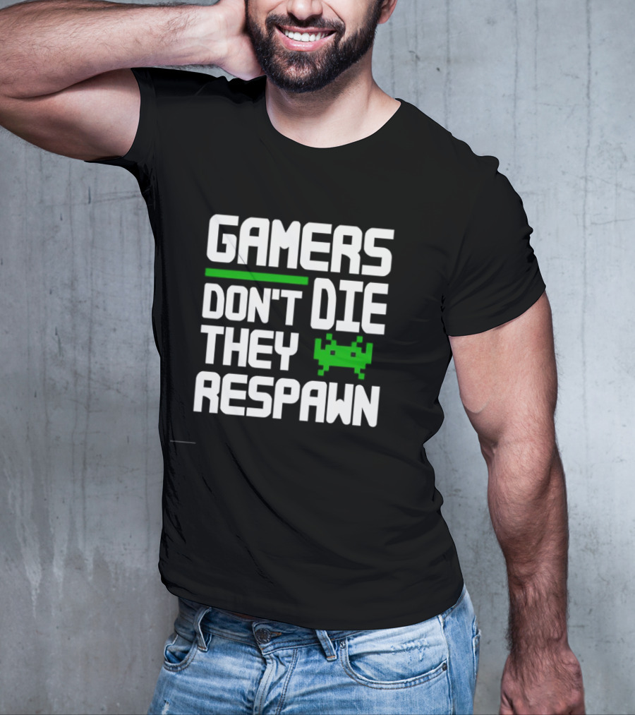 Gamers Don’t Die They Respawn Retro Space Invader T-Shirt