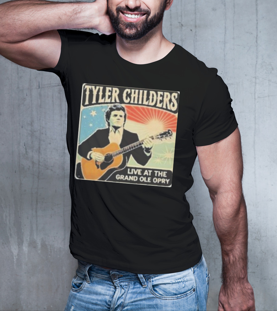 Tyler Childers Live Performance With Guitar At The Grand Ole Opry Iconic Event T-Shirt