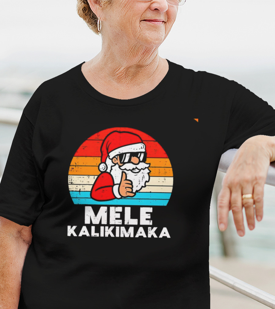 Santa Mele Kalikimaka Christmas Vintage Retro Sunset Thumbs Up T-Shirt