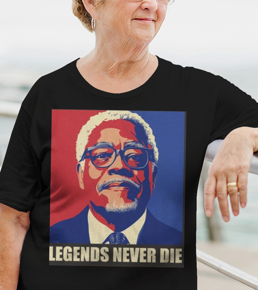 Rest In Peace James Earl Jones Legends Never Die Pioneering Icon Of Film And Stage T-Shirt