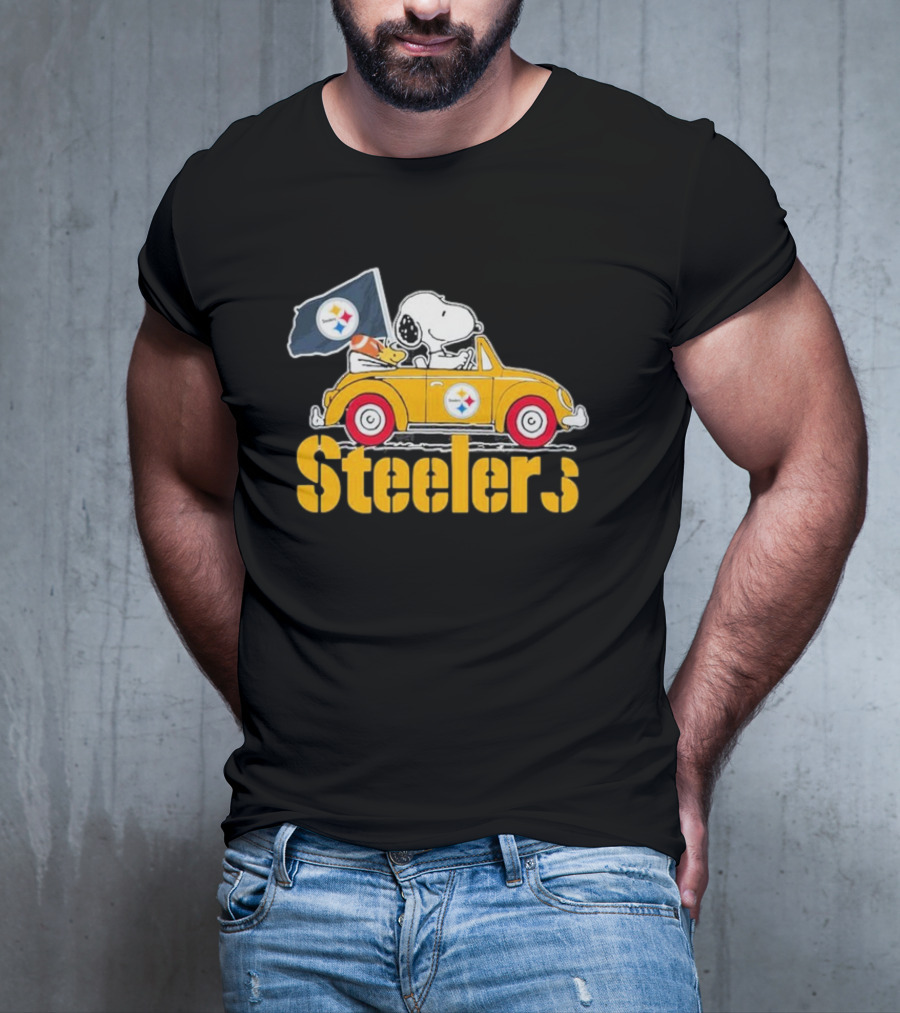 Peanuts Snoopy Woodstock Driving Yellow Car With Steelers Flag T-Shirt