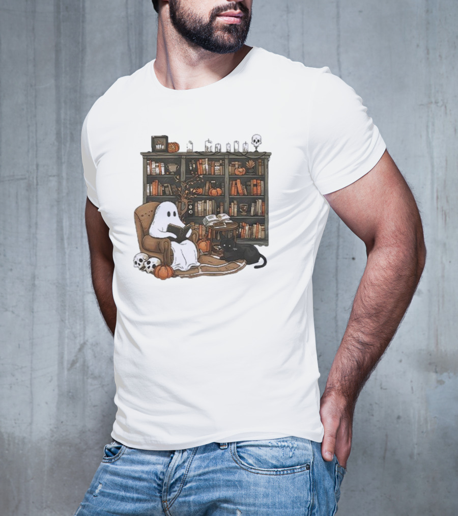 Retro Ghost Reading Books Skeletons Pumpkins Black Cat Library T-Shirt