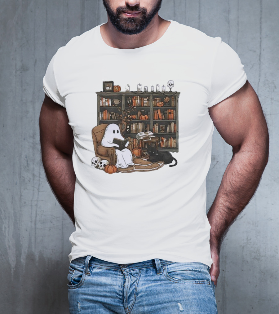 Retro Ghost Reading Books Skeletons Pumpkins Black Cat Library T-Shirt
