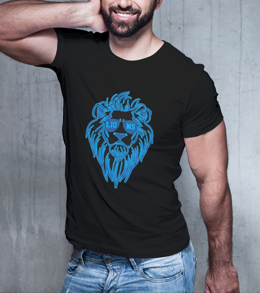 Detroit Lions Football Mascot With Sunglasses T-Shirt