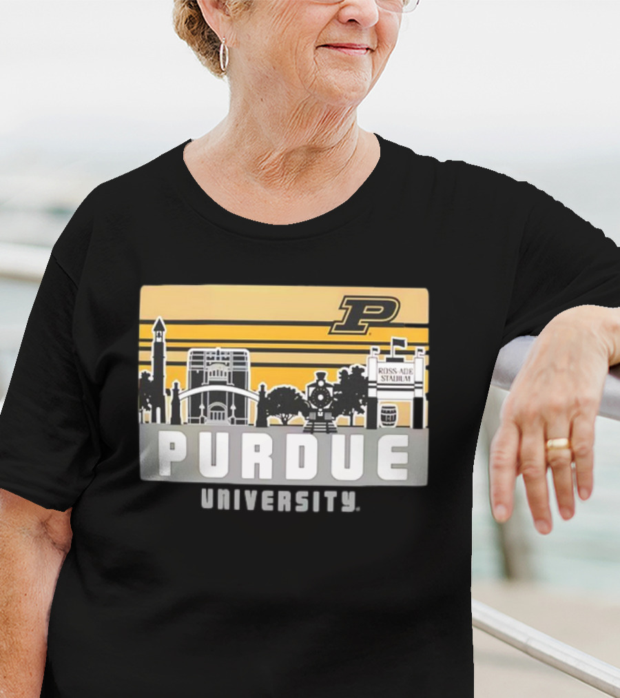 Purdue Boilermakers University Ross-Ade Stadium Campus Skyline Retro T-Shirt