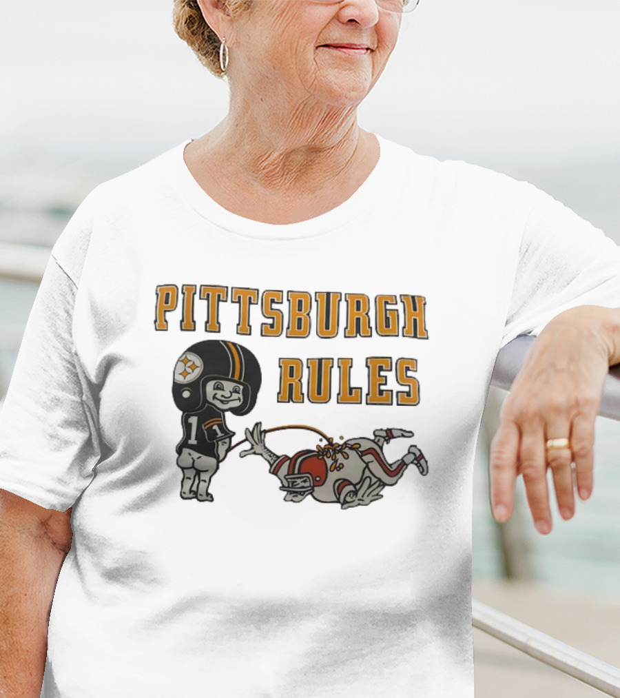 Pittsburgh Rules Steelers Peeing Cleveland Browns T-Shirt