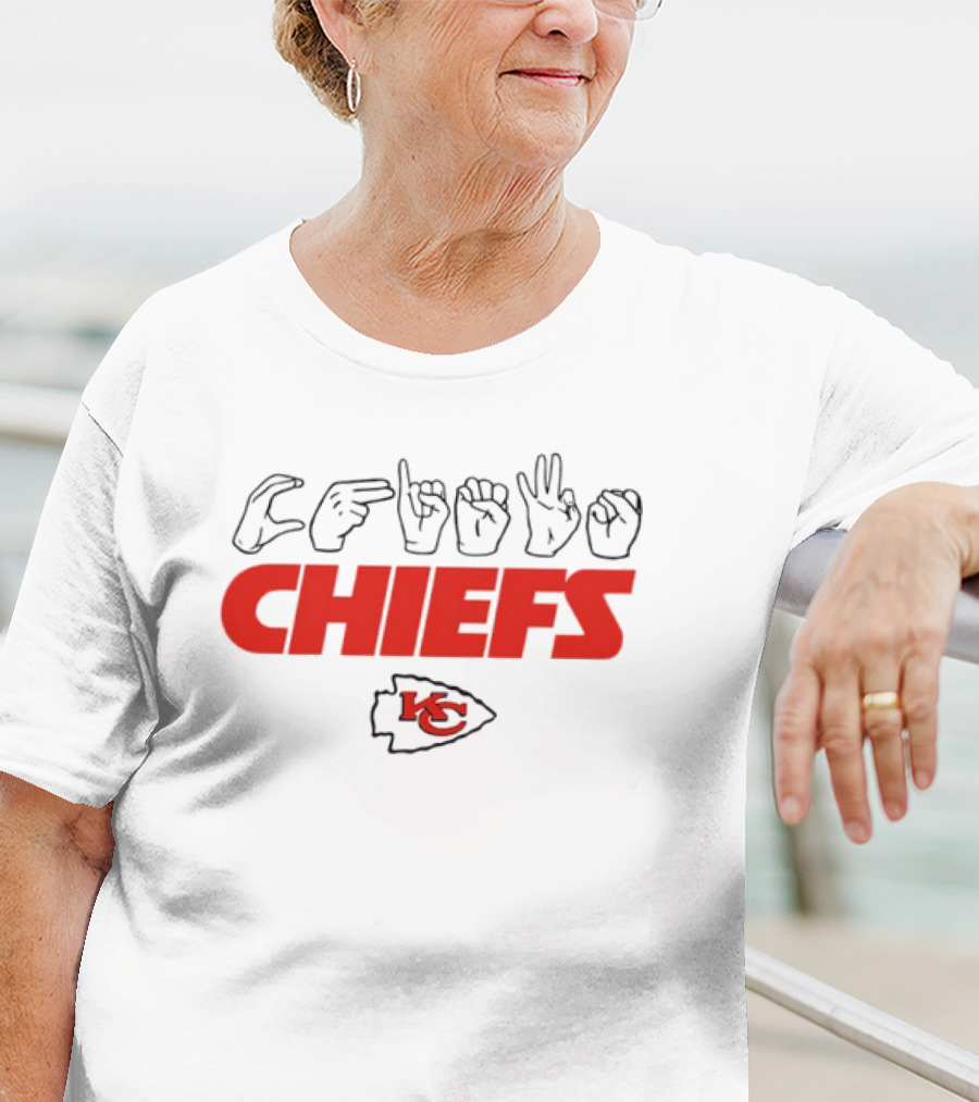 Chiefs Love Sign KC Arrowhead Football Chiefs T-Shirt