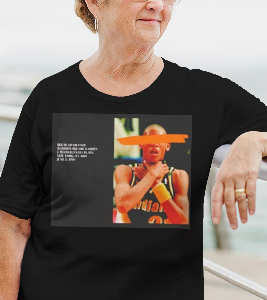 Reggie Miller Choke Gesture MSG 4 Pennsylvania Plaza June 1 1994 T-Shirt