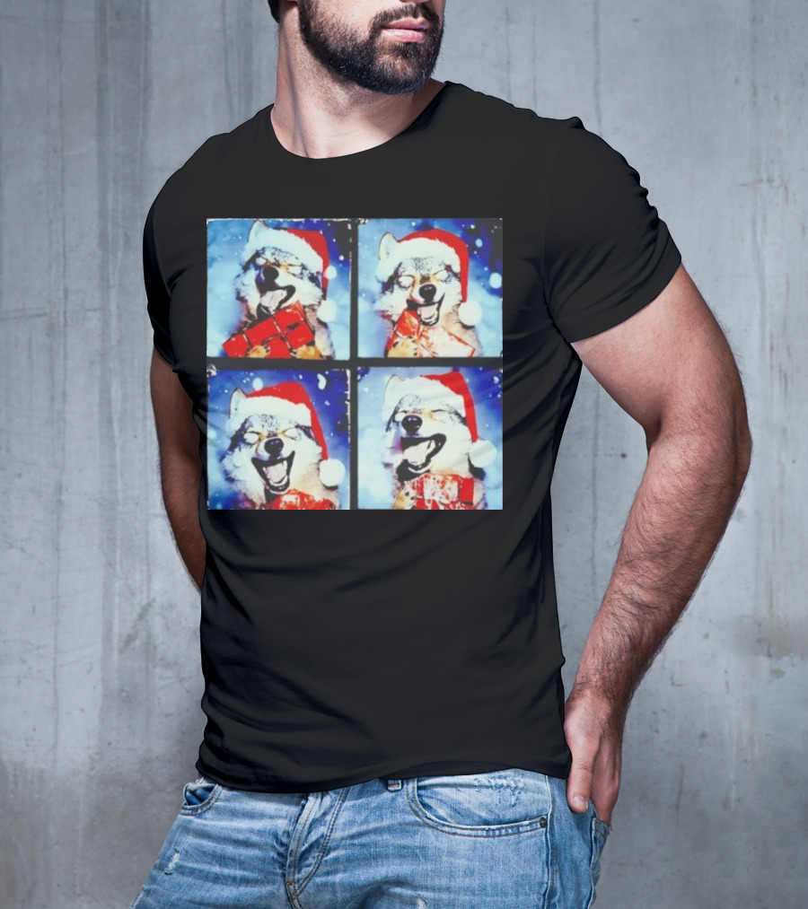 Festive Wolf Santa Hat Selfie Christmas T-Shirt