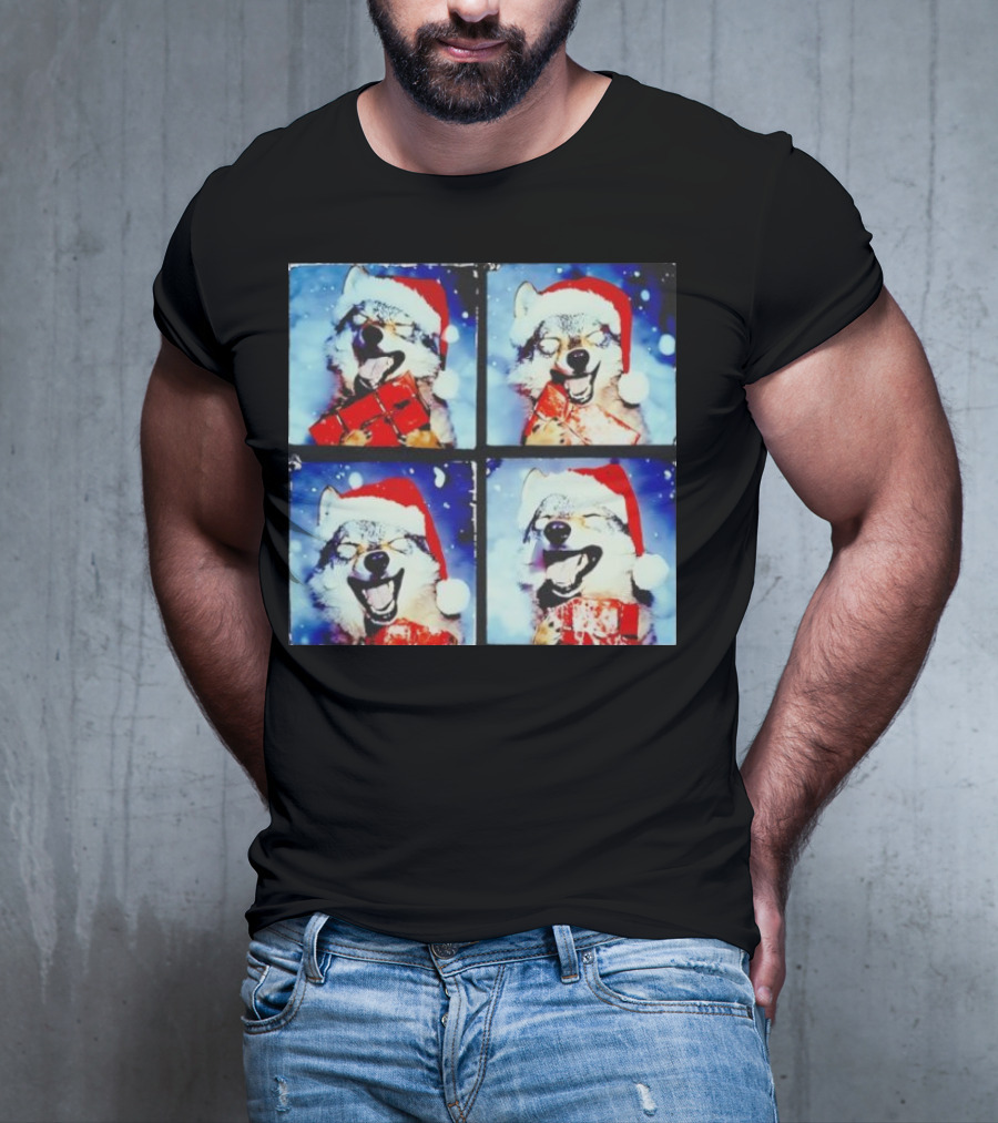 Festive Wolf Santa Hat Selfie Christmas T-Shirt