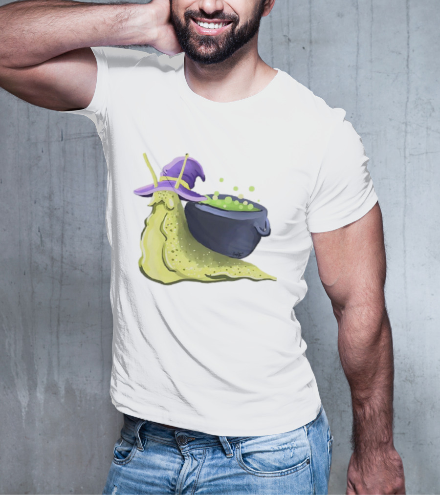 Cauldron Snail Classic Witch Hat Potion Magic T-Shirt