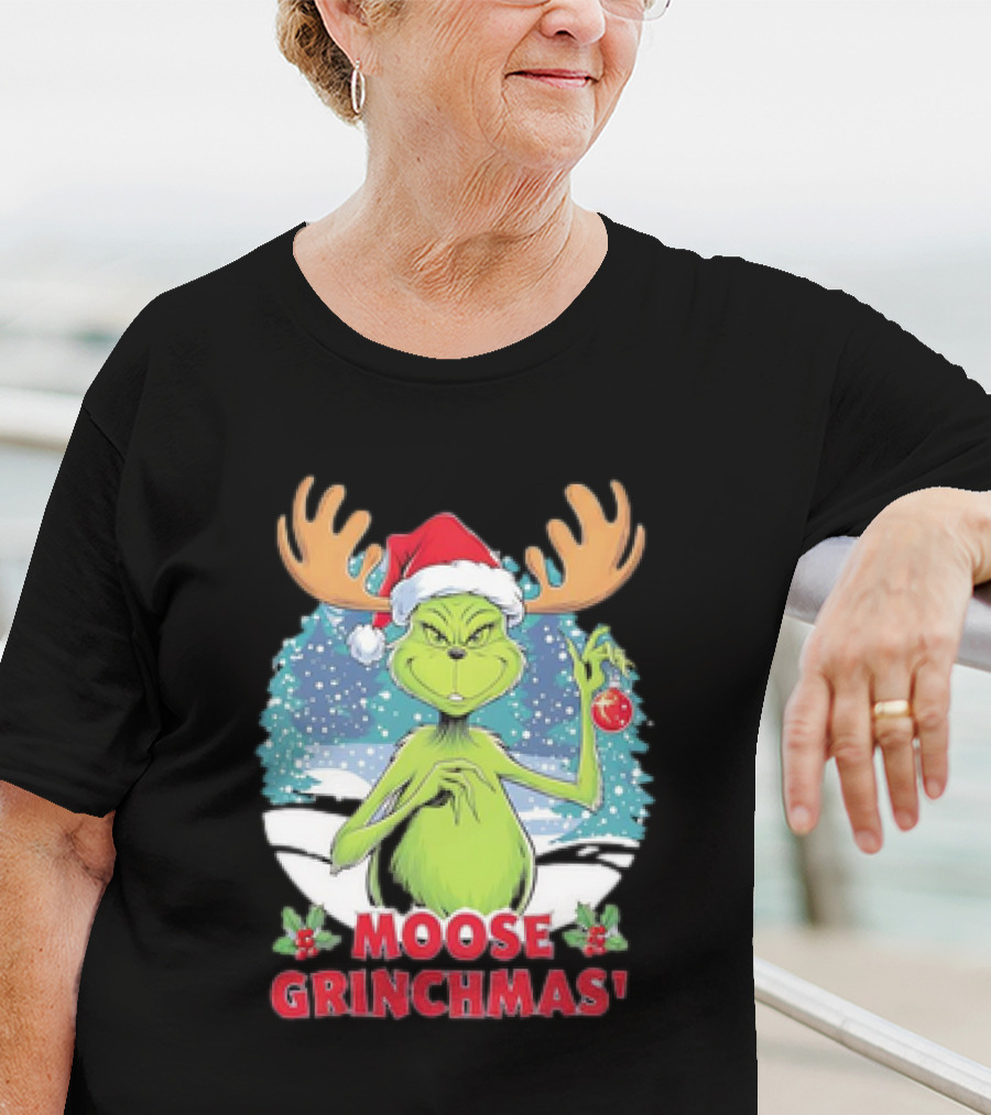 Moose Grinchmas Christmas Grinch Santa Hat Snowflakes T-Shirt