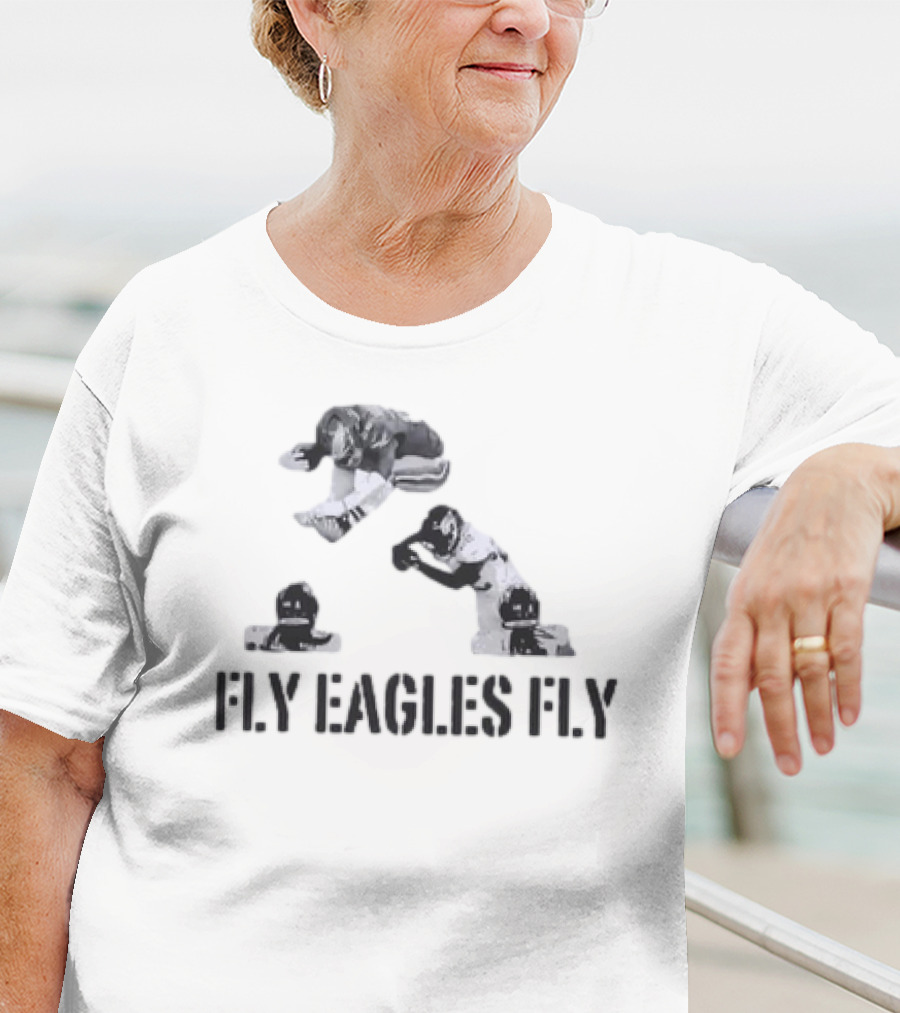 Fly Eagles Fly Saquon Barkley Hurdle Football Moment T-Shirt
