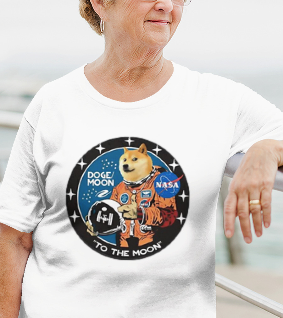 DOGE Moon NASA Astronaut Dogecoin To The Moon T-Shirt