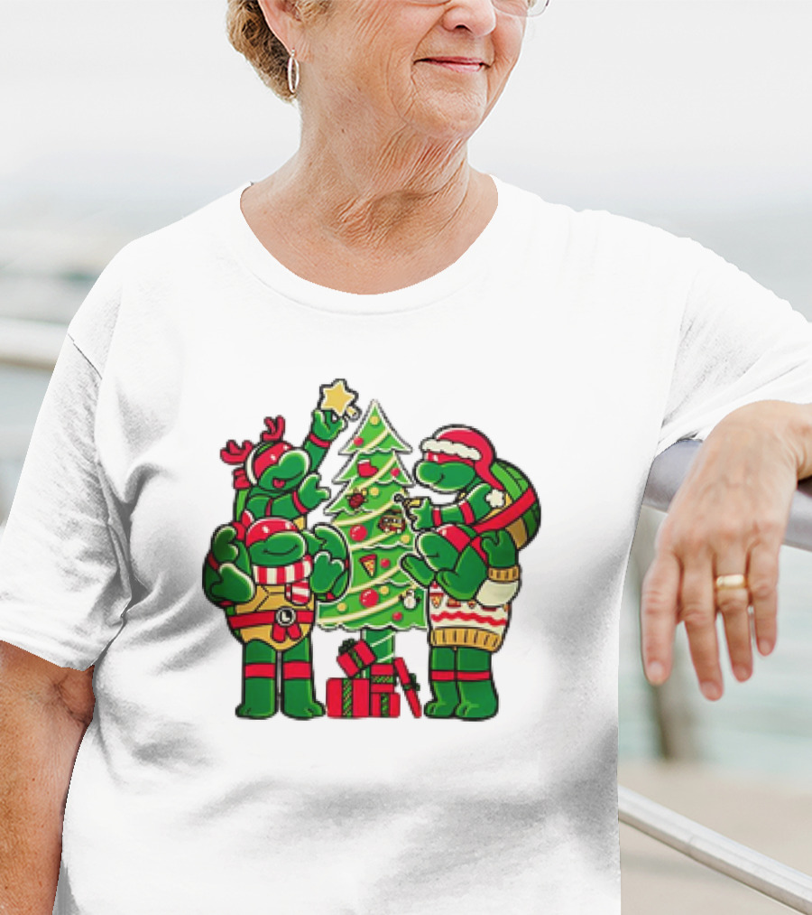 Cozy Xmas Teenage Mutant Ninja Turtles Christmas Tree Decorating Scene T-Shirt