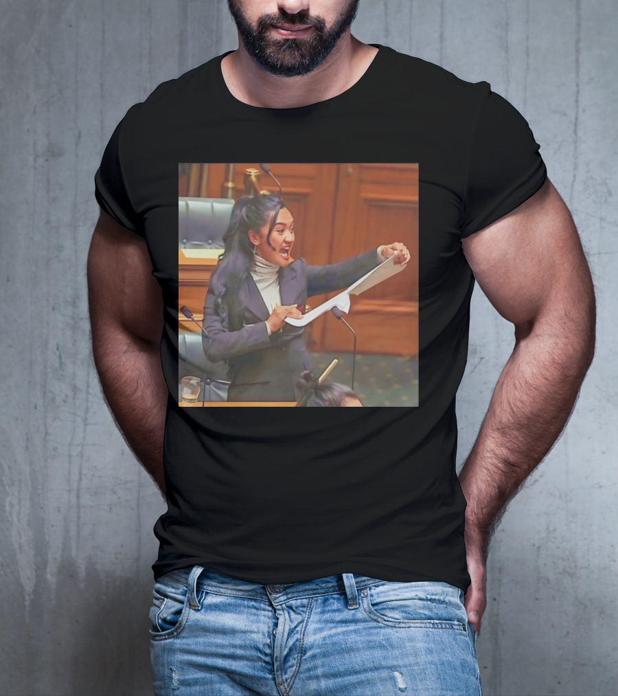 Maori MP Rips Treaty Bill In Parliament Session T-Shirt